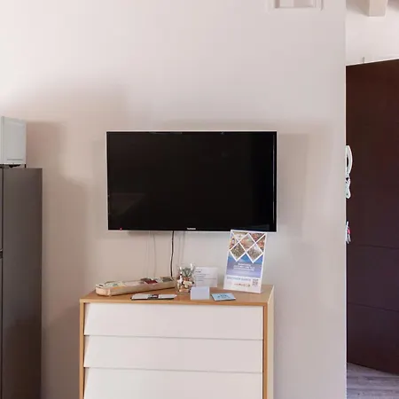 Civico38 * مونزامبانو